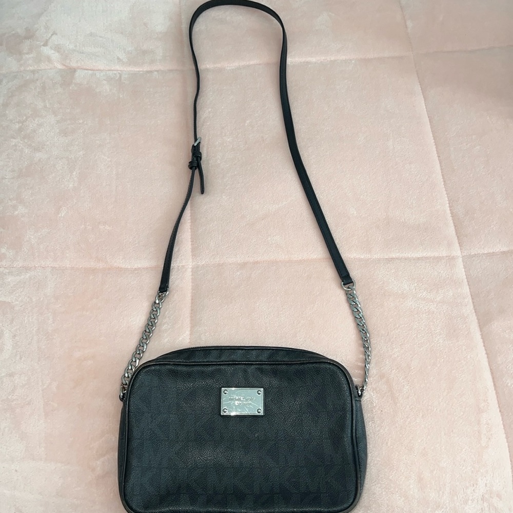 Michael Kors crossbody bag or shoulder purse